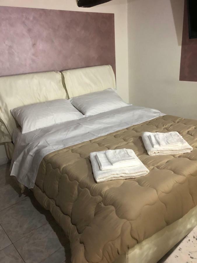 Casa Mila Apartment Наполи Екстериор снимка